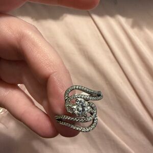 Bomb Party (name unknown) diamond cubic size 9